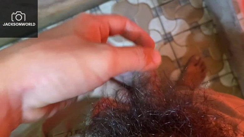 Jackson World: Соло-побег поздней ночью в ванной