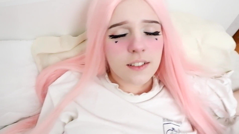 BubbleGum: Linda gime durante el sexo anal