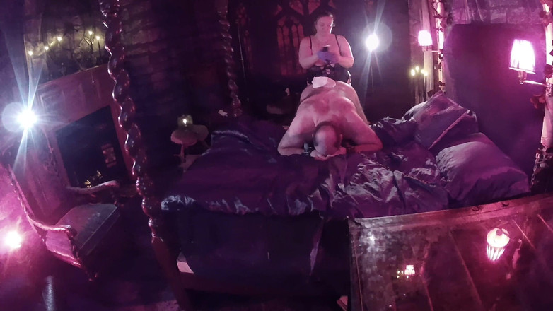 Aaexperiencesltd: Parte 1: - Domina dá booboo uma delícia de adoração