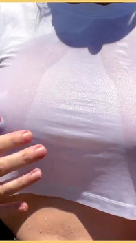 ブラジャーなしの点滅の妻のベスト