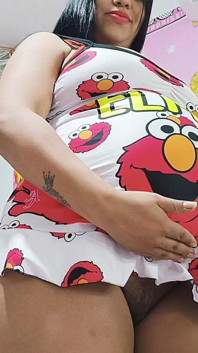 Madrasta Keli em Seu Pijama Elmo, Querendo Chupar Pau