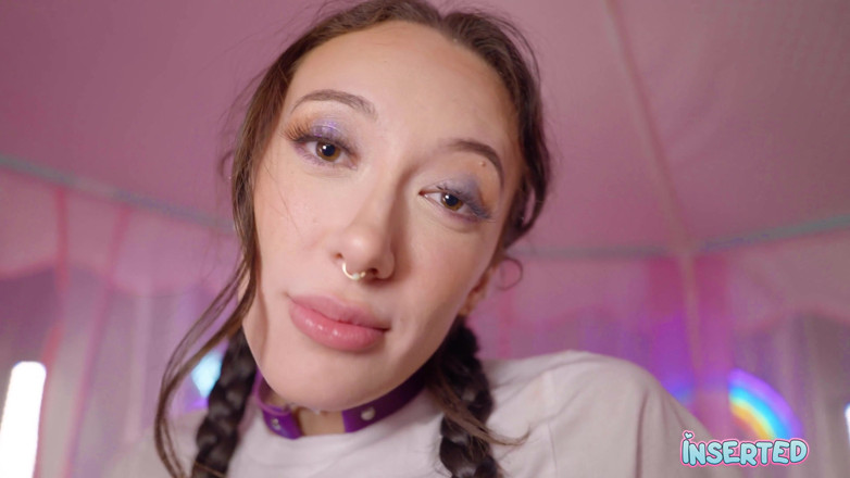 Inserted: Sage danse pour une bite