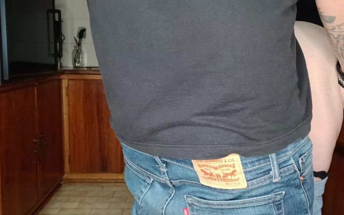 Bigjoefuckalott: Divertersi nel kitche