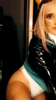 Just Me Cosplaying & Being a Fucking Strange Weirdo