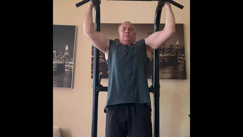 Alex Art: Gym, merokok, dan masturbasi
