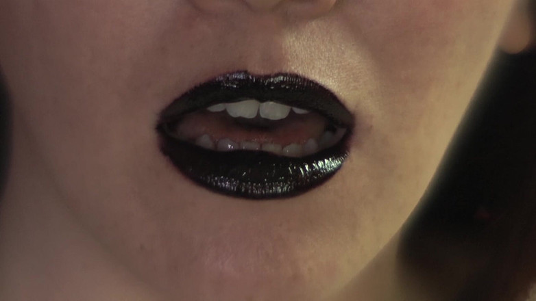 Evangelines Fetish: Černá rtěnka Škádlení