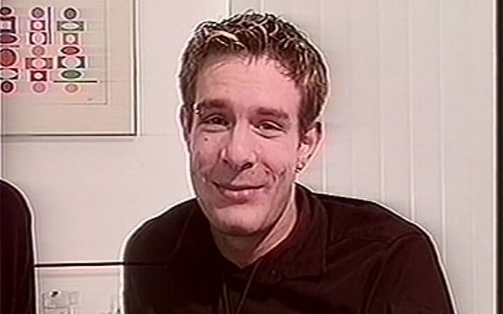 Gay RetroX VHS: Matasa senzuale în ritm 1