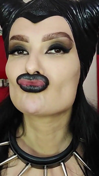 Lip smelling succubus bikin kamu crot dan ngentot jiwamu
