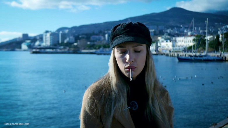 Russian Smokers: Outdoors Smoking with Beaty Russian Girl 1
