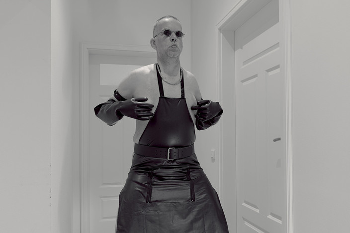 GERMANE_XL: Gumowy Facet 12