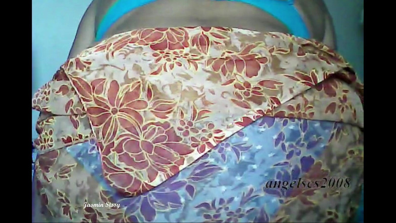 angelscs2008: Jasmin Desi transvestã¤tgirl zieht blank in transparentem sari &sexy bh