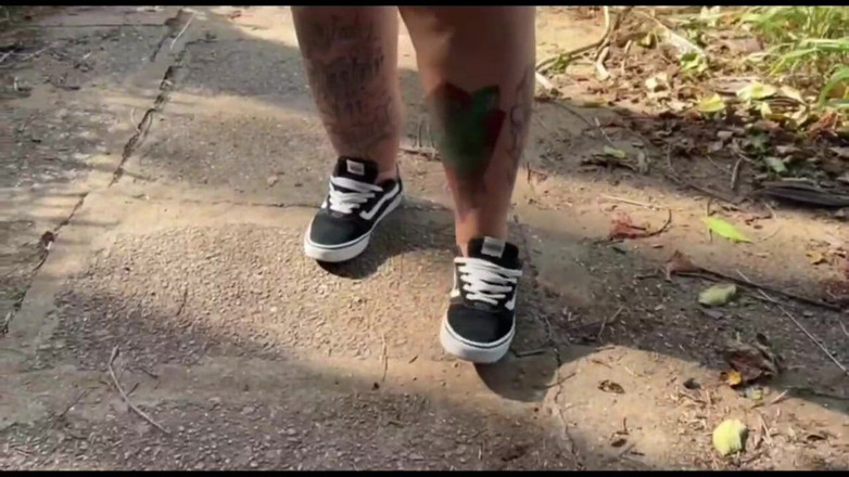 Mary Jhuana: Z perspektywy lizać spocone stopy po spacerze