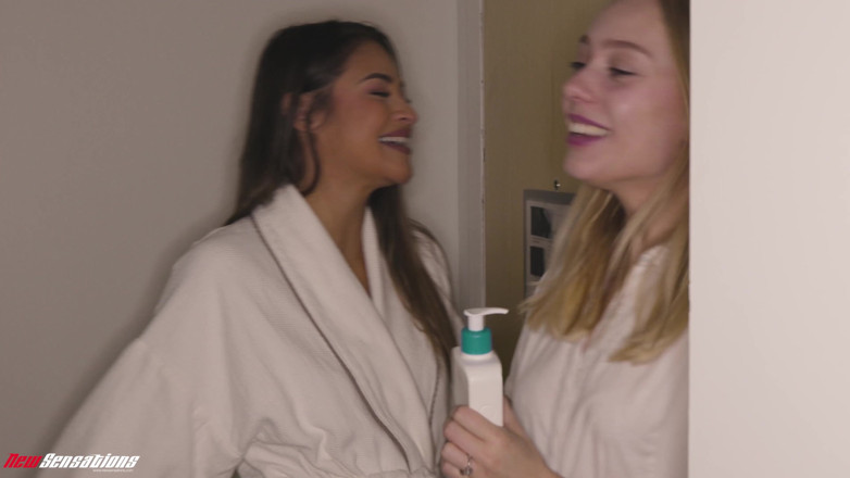 Girl Girl XXX: Gizelle blanco gets a massage and a taste of braylin