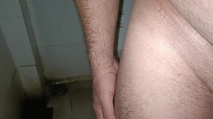 LovedSunsine1990: Chlapi, dnes jsem se zastavil u zavazadel.