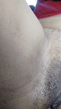 Fingering Pussy Brinjal