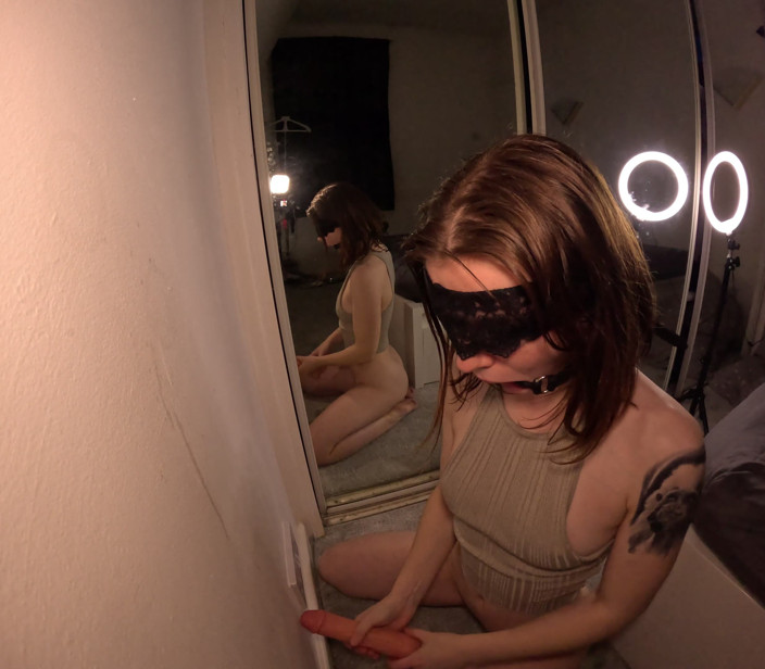 Polly Rocket: Blowjob Deepthroat Practice