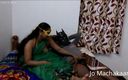 Machakaari: Tamilische tante auf Sari