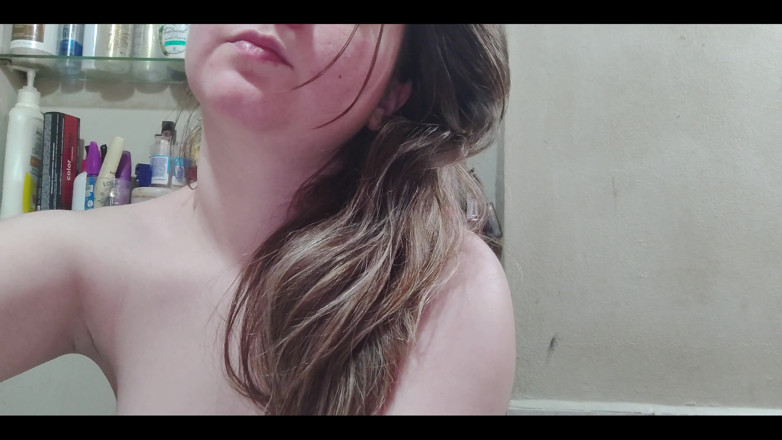 RavenHearth666VIP: 長いブロンドをブラッシングして