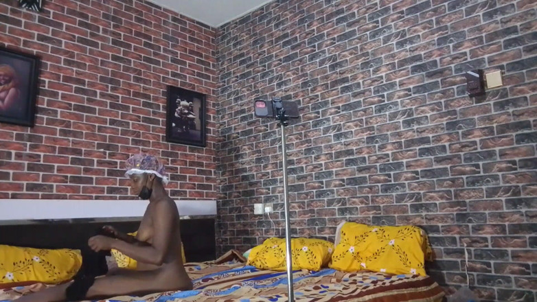 Sex naija 1: 내 자지를 빨아주는 핫한 밀프 거대한