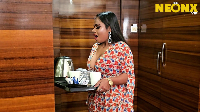 NeonxOTT: India caliente camarera hardcore follada con cliente en hotel habitación