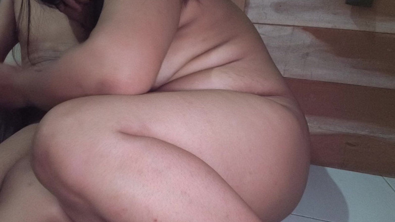 Desi Natalie: Gli studenti stanno praticando la biologia