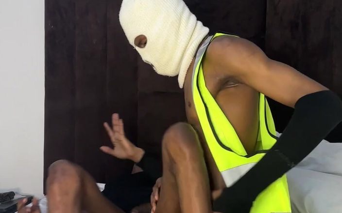 YungthugM: Färsk ny lärling tuff mitt rövhål