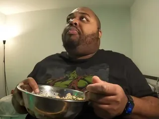 Blkhole420: Feed me please