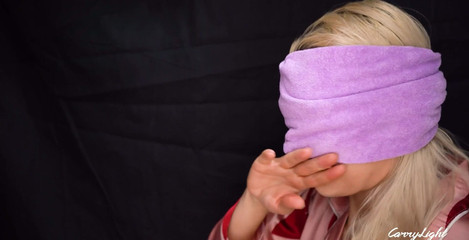 CarryLight: 猜猜你的鸡巴上有什么 - 游戏