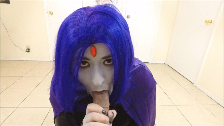 VickyVixen: Raven suge o pulă suculentă
