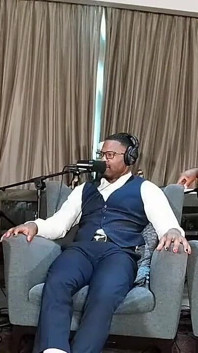 Hiburan dewasa bercakap di sofa dengan Katie Kush, Jamie Knox dan Mrflourish Podcast Asherclantv