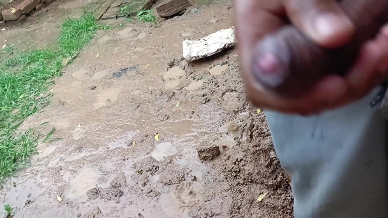 Brijesh 270: Oğlumun Banyoda Tek Başına Ne Yaptığını Izliyorum.