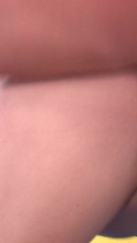 Suzie looks cute with her cute short shorts and sexy body