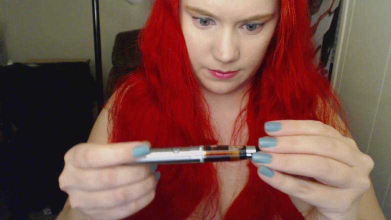 Scarlet Vixen: Vape tos fetiche