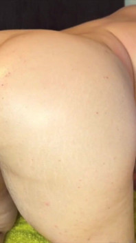 Hete camgirl krijgt haar kutje hard geneukt