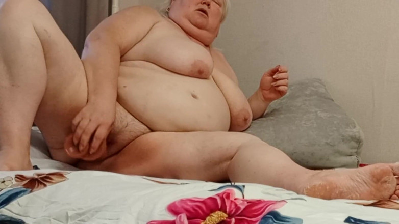 Zona901: La matinée de ma belle-mère a commencé par une masturbation