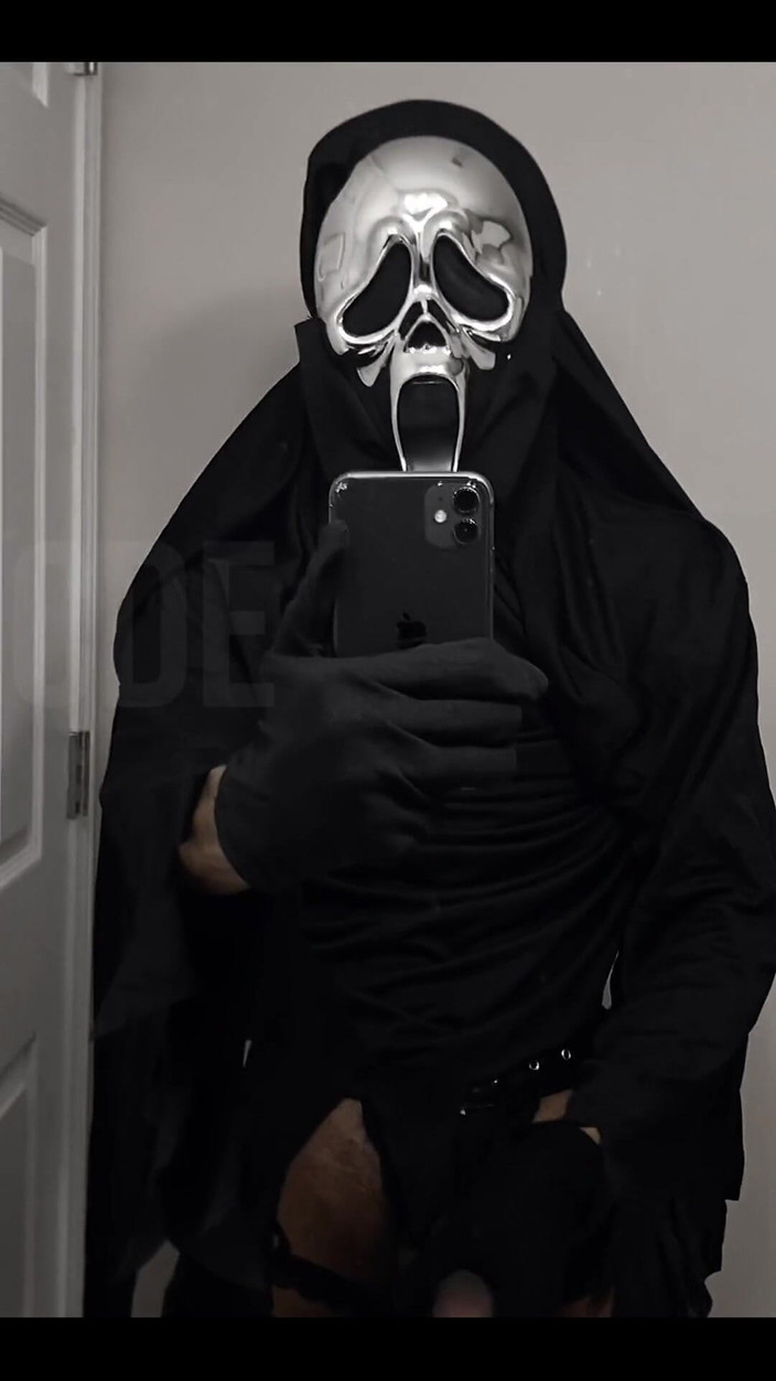 Boy Wonder: Stryker denna tjocka svarta kuk i full skrikande cosplay