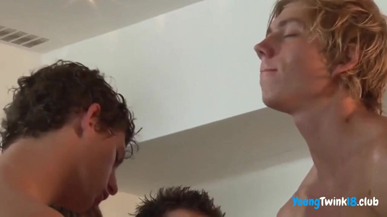 Sam Cox 18: Pesta seks panas gay twink dan kongkek keras tanpa kondom