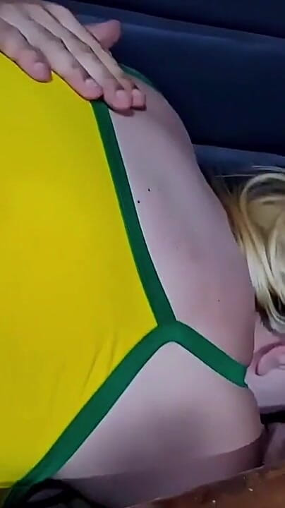 Tiffany Montavani: Como Funciona Um Bar No Brasil Terapia Total