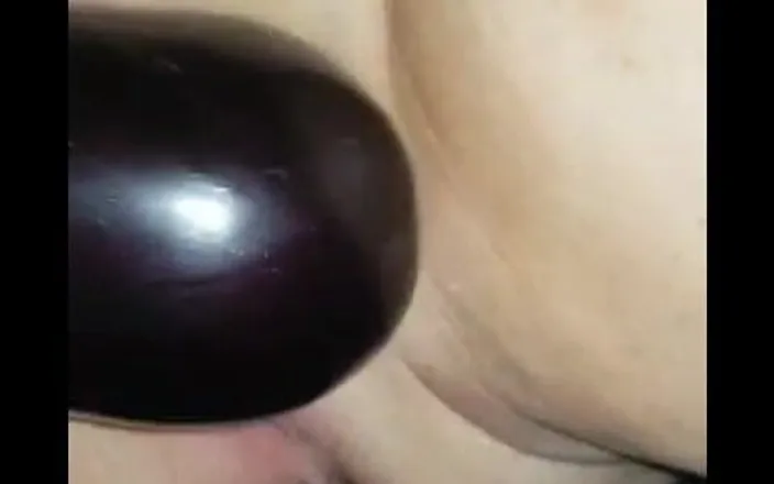 JJ Jewel BBW: Fucking My Pussy with Food