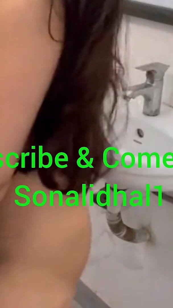 Uttar dinajpur: Stepmother and Stepson Enjoy Doggy Style