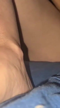 Karısının en sevdiği oyuncağı - amını germek için büyük dildo
