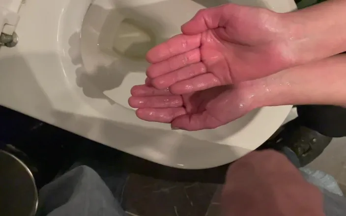 Aqua Pola: I Keep His Dick When He Pee and Wash