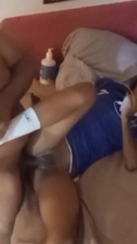 La figliastra magra che si fa il culo