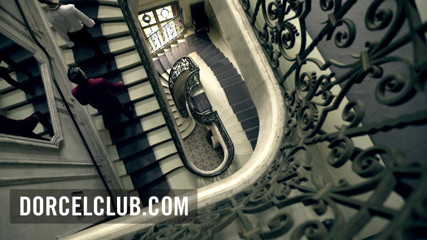Dorcel Club: 2 khoobsoorat larkiyon ke saath hot tin logon vaali chudaee