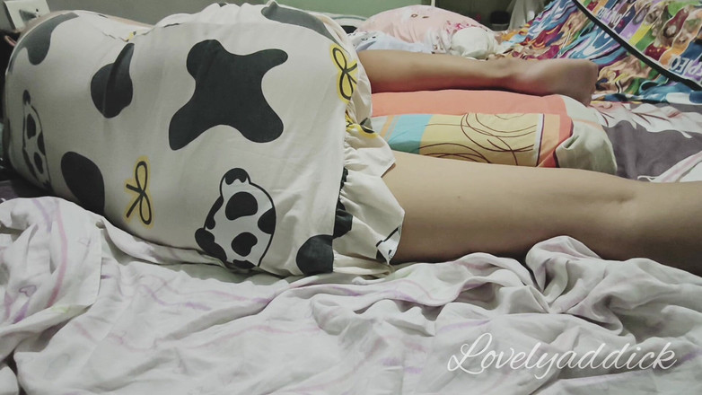 Lovelyaddik: Sneaky Peaky.. La mattina presto