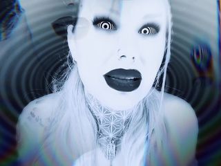Goddess Misha Goldy: Fase 4: sega con i porno perché lo comando