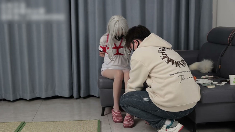 Asian bondage: My Cute Girlfriend in White Stockings and White Hair Played...