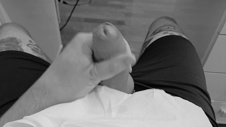 Lkdick8: 내 우유 마실래?