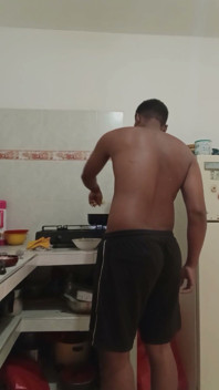 Big Dick Gets Horny When He Cooks