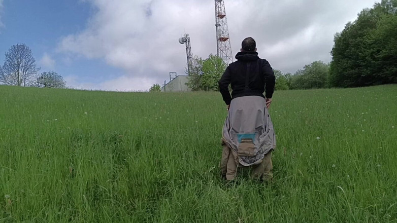 kickerscooter: Torre de acero - Desnudez arriesgada